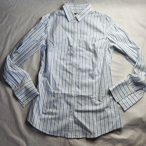 BANANA REPUBLIC Riley Shirt Blue and White Stripes Button Down Fitted Size 2